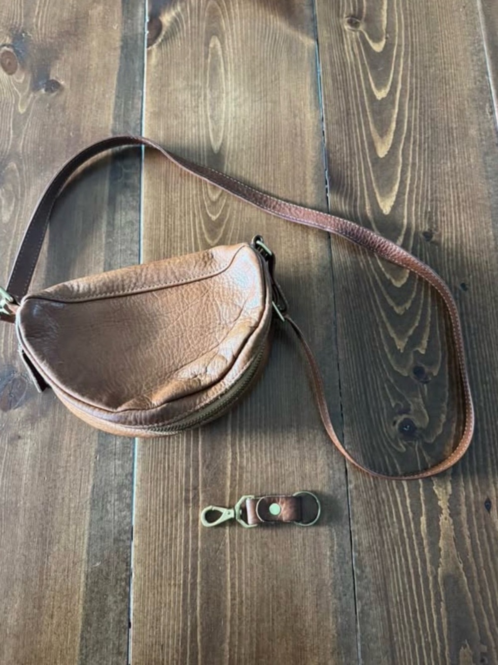 PrimeCut Bags-Brown Leather Crossbody Bag with Removable Strap